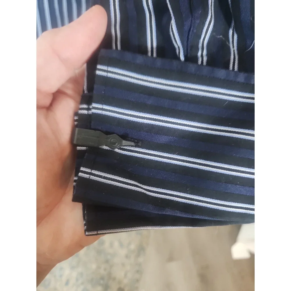 Banana Republic good shape